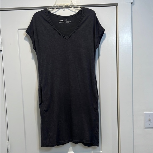 Pact Dresses & Skirts - Pact grey t-shirt dress with pockets size small.